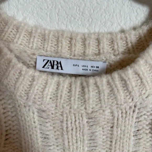 Zara Cream Cable Knit Layered Sweater - Picture 3 of 3